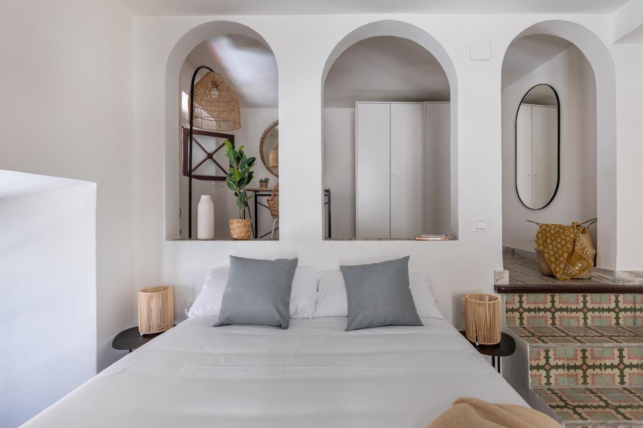 Apartamentos Libere Malaga La Merced Bagian luar foto