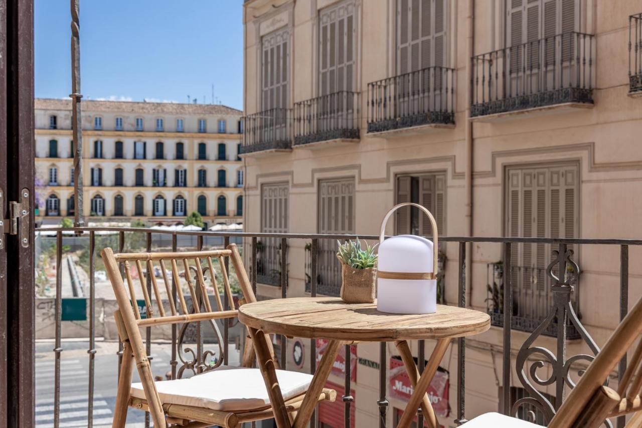 Apartamentos Libere Malaga La Merced Bagian luar foto