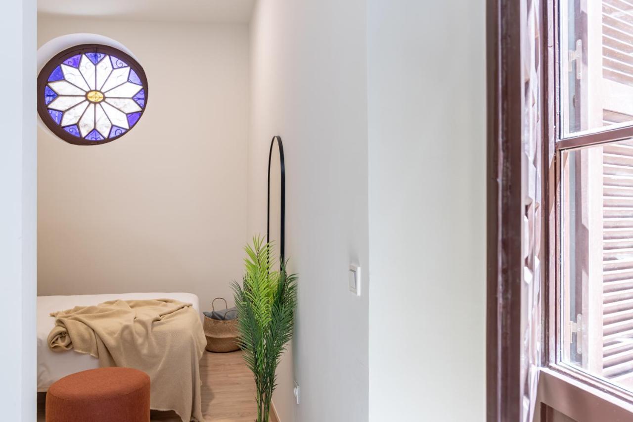 Apartamentos Libere Malaga La Merced Bagian luar foto