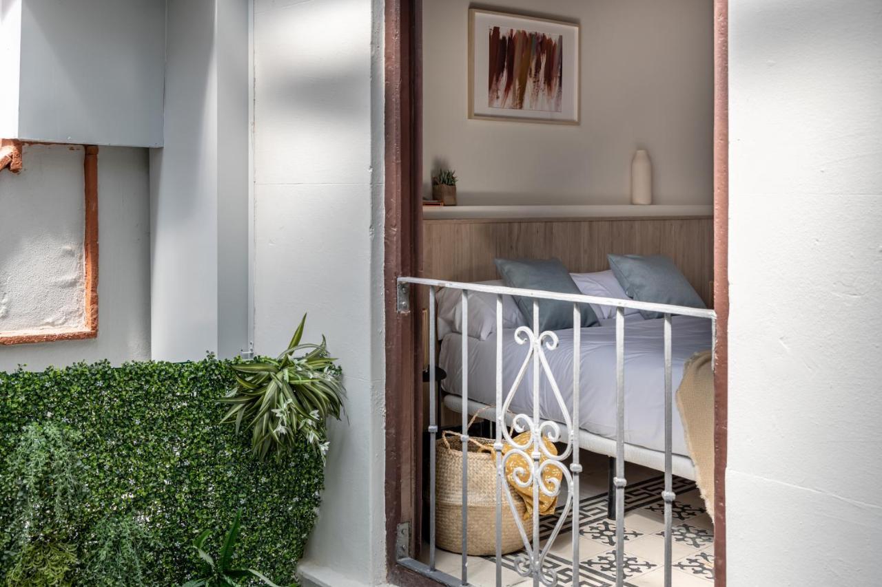 Apartamentos Libere Malaga La Merced Bagian luar foto